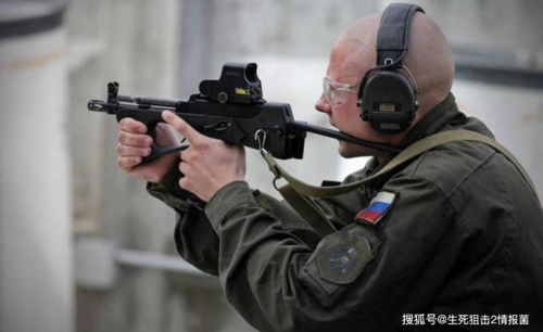 公认的现代冲锋枪之王!初速600米/秒,毛熊军工的标杆力作!