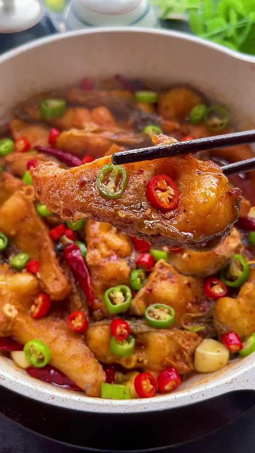 红烧鱼块这样做鲜香味美非常好吃