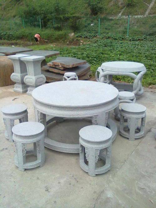 供应石桌石凳庭院家用 户外花园仿古石桌子 花岗岩休闲餐桌可定制