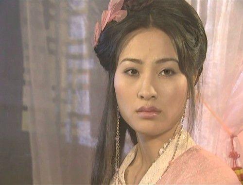 no21,郑佳欣胖到全网嘲笑,只能说李兰迪是让他多人意外了,毕竟如果