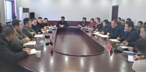 县长邓艳学到顺平职教中心宣讲十九届五中全会精神