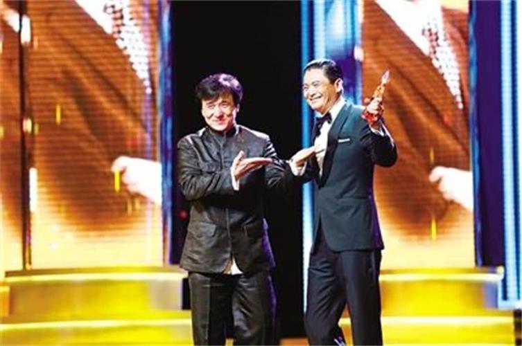 史诗级合作,30年了成龙和周润发终于合作!票房目标是50亿!