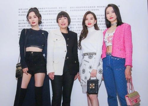 vogue晚宴回顾照,杨幂刘诗诗合体拍照,谁更气质佳一目了然