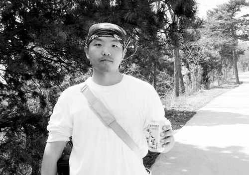 荆楚网消息 (楚天金报) 图为:杨佳的旅游照