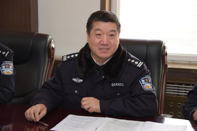 石家庄市交管局宣传处与元氏大队一起推动驾校"五个一