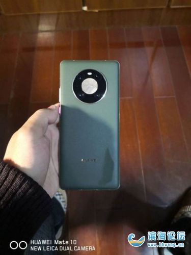 等了一个月终于拿到手了华为mate40pro夏日胡杨这颜值可以哇