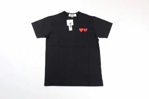 &yen 160 江苏 南京 play川久保玲t恤全新,小红心小黑心各款通有全码