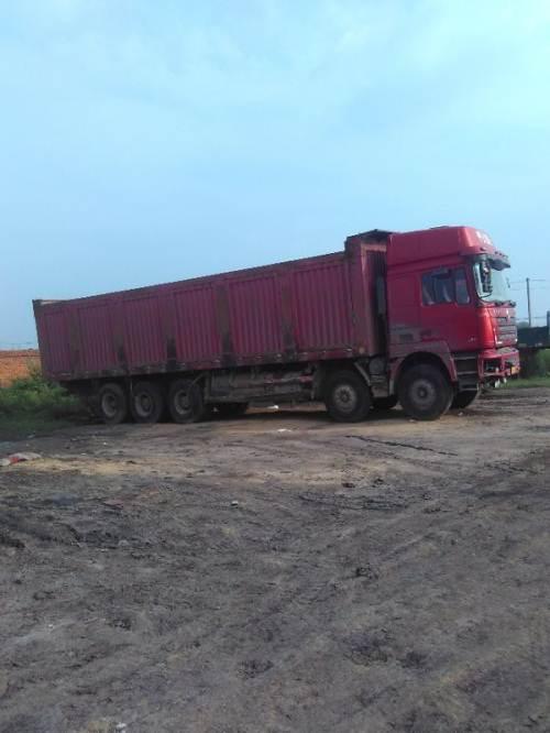 自卸车前四后十二380马力两辆