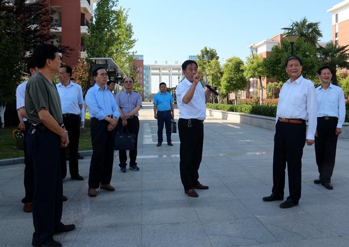 安徽省,滁州市,淮南市关工委和县领导莅临寿县二中指导关工工作