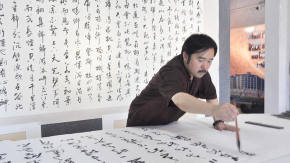 溯源传统 自写新格书法家谢智勇及其行书创作-教育
