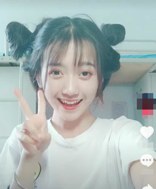 抖音清纯校花走红被强烈要求直播卸妆看到素颜网友都炸了