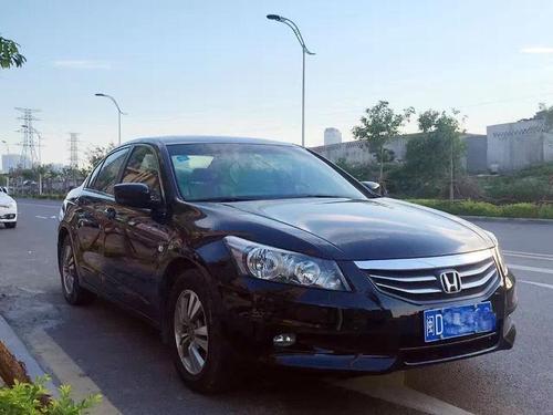 【厦门】2011年12月 本田 雅阁 第八代 2.0 ex navi 黑色 自动档