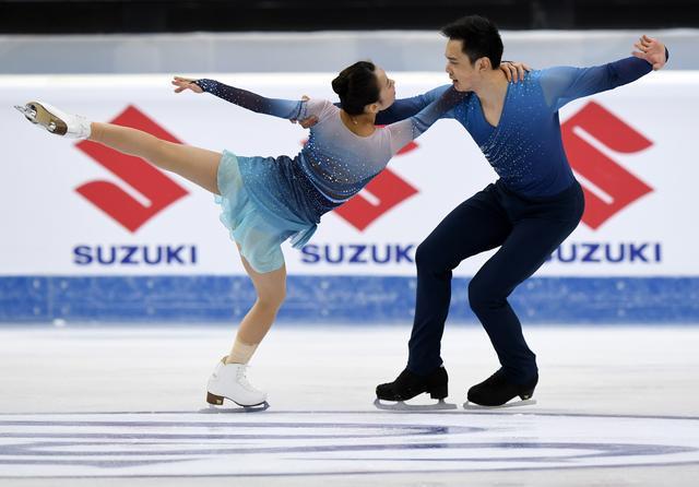 花样滑冰大奖赛意大利站彭程金杨双人滑短节目第二