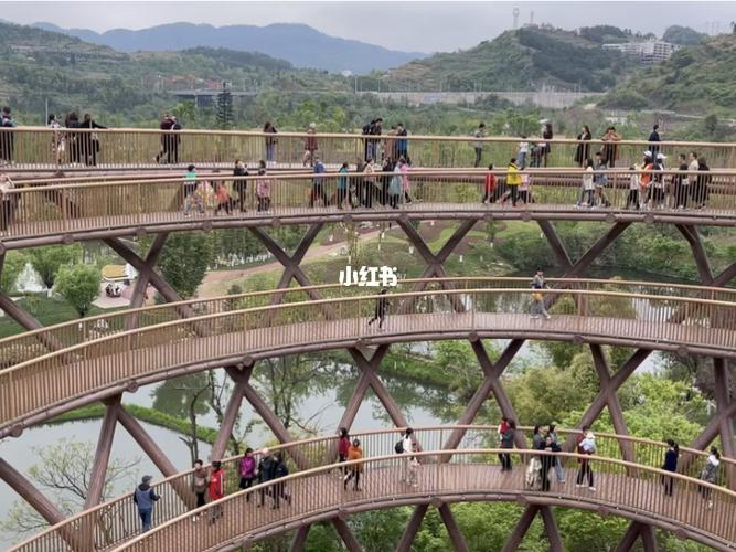 达州网红地转转楼_莲花湖自由行热门攻略_莲花_达州网