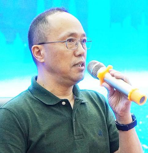 南京市财政局政府采购管理处处长 张益民