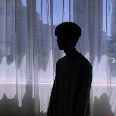 伤感头像伤感头像孤独绝望