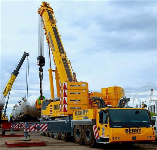 再次购买15台利勃海尔起重机深受美国bay公司青睐