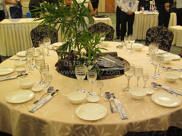 中餐宴会摆台-谢师宴主题