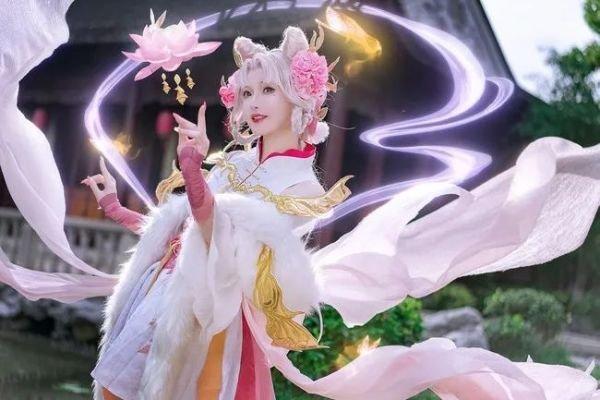 cos王者荣耀嫦娥拒霜思