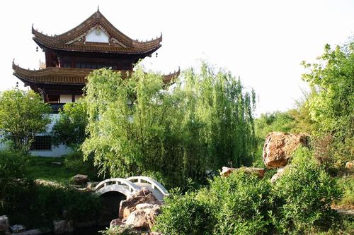  p>徽园位于安徽省合肥市 a target="_blank" href="/item/蜀山区">