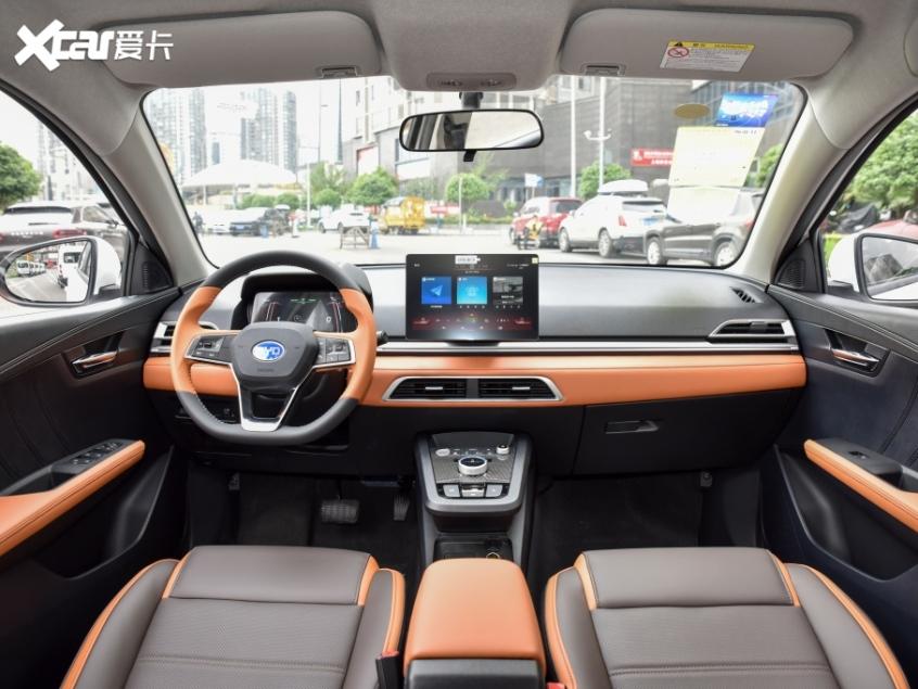 比亚迪e2增一款出行版车型 售13.98万元
