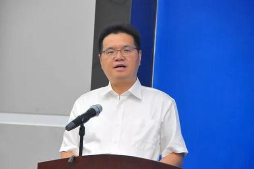 徐州最"忙"副市长 一人身兼46职