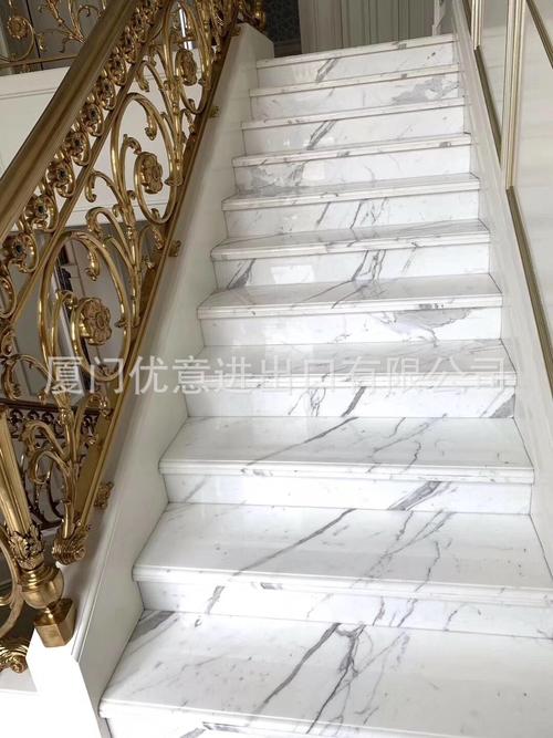 天然大理石雪花白楼梯踏步天然鱼肚白大理石楼梯板踏板订制生产