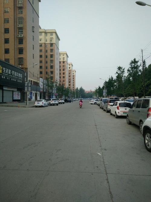 河南省平顶山市叶县中心街靠近叶县畜牧局天气预报