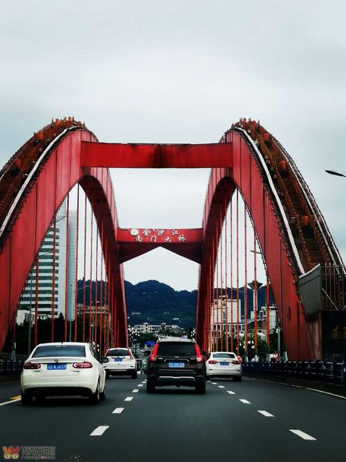 宜宾南门大桥的这种样子,你有没有仔细看过?来看看她有多美.