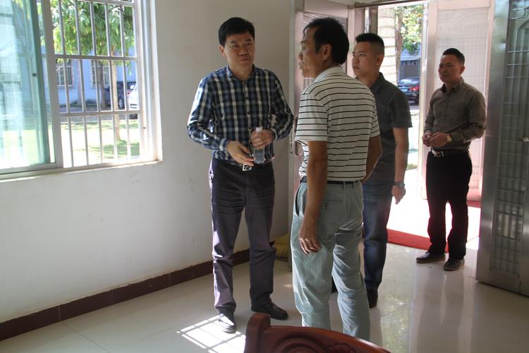 海南省林业局李升民副局长及人事组织处郭智科处长,莅临海南省卡法