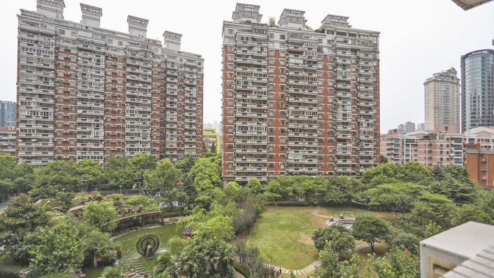 华敏世纪广场前排大3房,南北板式户型,2梯4户