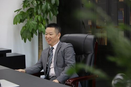 cctv《创业之星》专访张宏宇--当建材遇见互联网