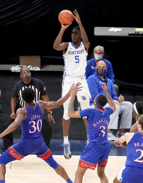 特伦斯克拉克发生了什么?