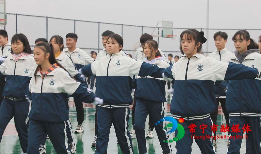 常宁二中举行2020级高一广播体操比赛