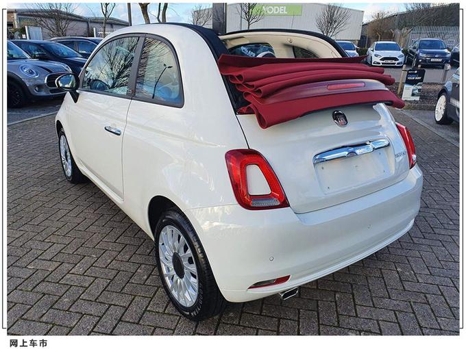 菲亚特500敞篷版实拍复古外观设计折叠软顶敞篷搭轻混动力