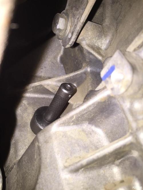 曲轴定位孔位置