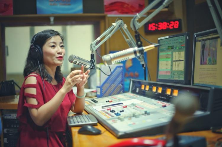 6节目 | 肖阳潮语歌曲《出嫁》汕头电台fm102.5首播