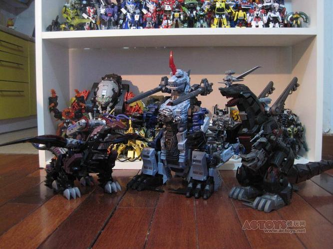 五大巨兽之三终于完成并合影,另外两大现在基本是买不起的神物了,入坑