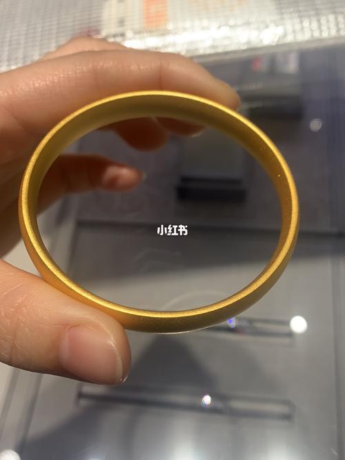 旧金置换老庙黄金手镯_镯子_金手镯_婚姻_戒指_黄金手镯_时尚_配饰