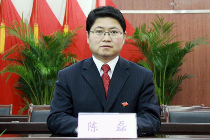 现任崇信县委副书记.1