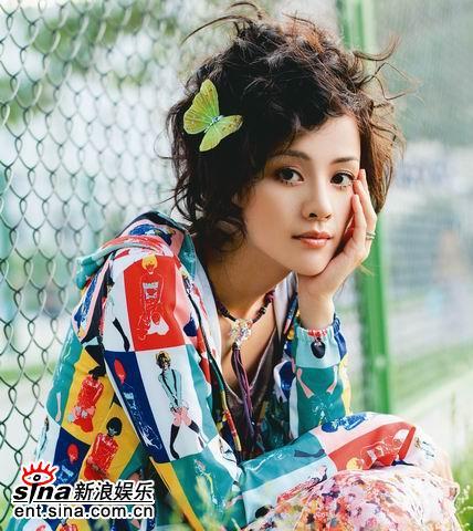 刘孜胡可争衣不和属误传 张纪中力证二人是闺蜜