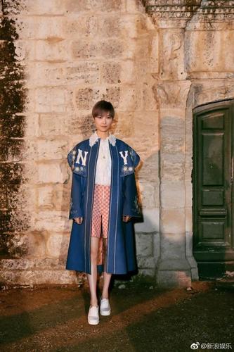 「超女」李宇春逆天美腿照曝光 网友暴动