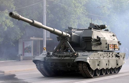 进入21世纪以来,俄罗斯军方也在积极开发新型152毫米自行榴弹炮,其中