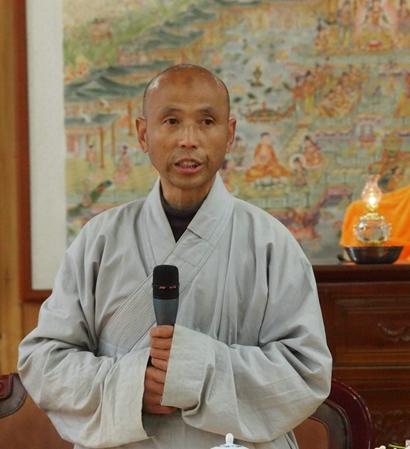 昌法法师开示(图片来源:庐山东林寺)