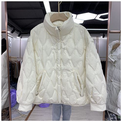 2021年秋冬流行羽绒服,2021年羽绒服流行色 2021年teirmoo女装秋冬新款流行白鸭绒羽绒服网格踩线