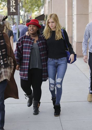 nicola peltz in ripped jeans – out in beverly hills, january