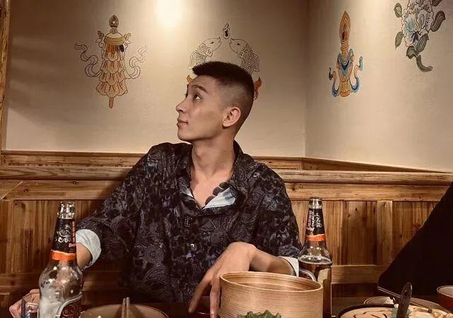 钓鱼触电网红女友发文,段宏楠别怕我们回家,请别拿"他