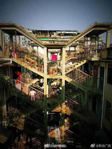 南宁老城区唐山路的鸳鸯楼,有属于它自己的独特味道