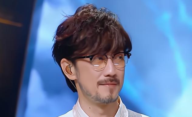 给一个出道今年年初时曾经有过一个热搜,周传雄以参赛选手的身份参加