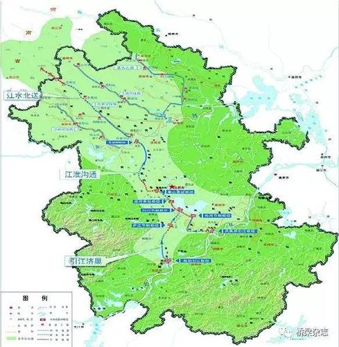 而渡槽桥梁下的江淮运河航道等级为限制性Ⅱ级航道,能通行2000吨级